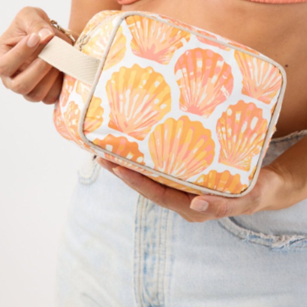 Aloha Collection Git Kit Sunrise Shells NWT  ( SALE PRICE FINAL)